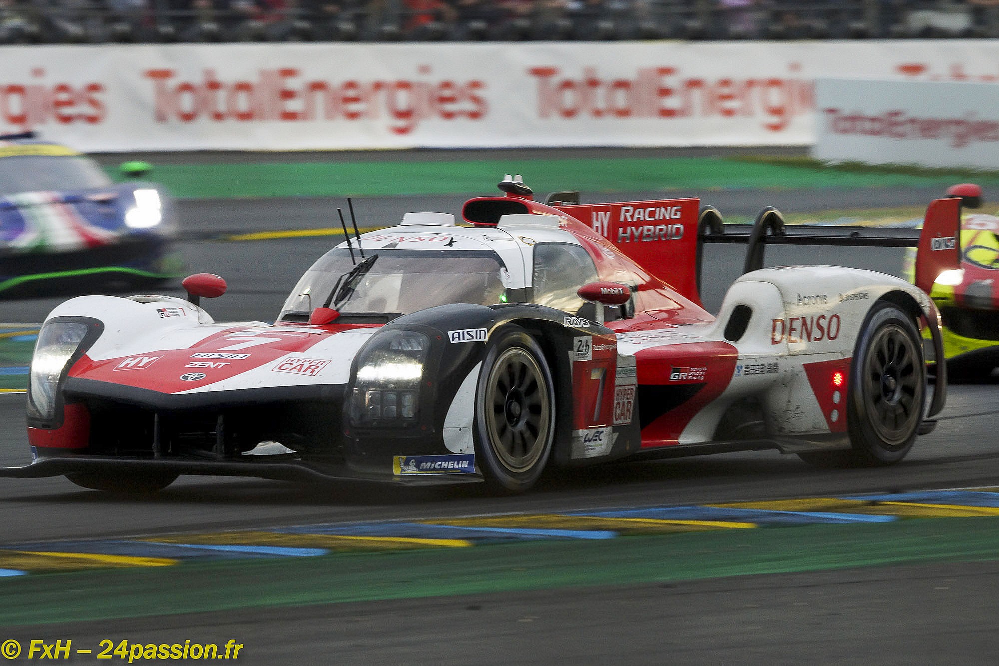 Toyota GR10 Hybrid.Cliquez pour acc�der � la page