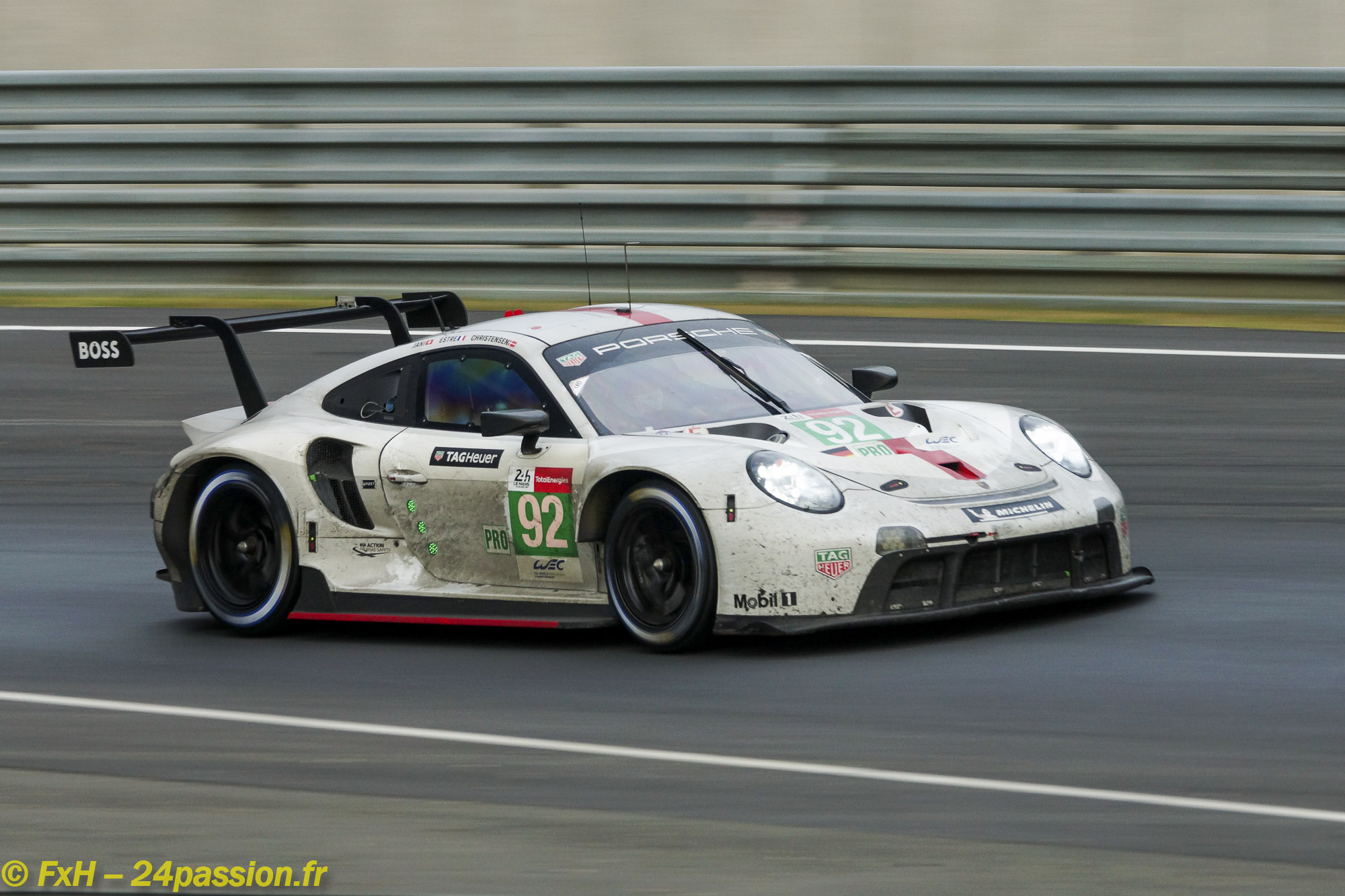 Porsche 911 RSR-19